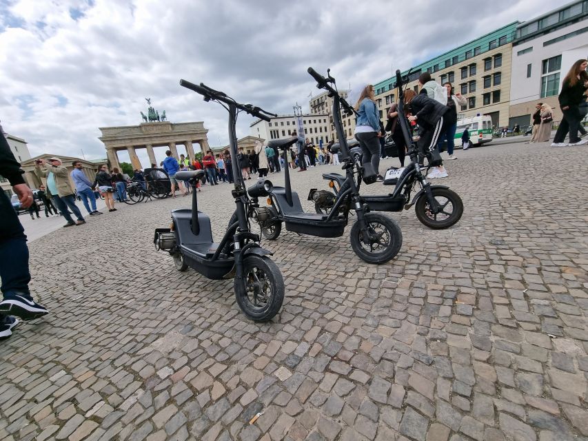 2-H Berlin: Top Sights Guided E-Scooter Tour - Riding Berlin instead of watching it through glass