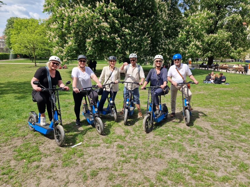 3-H Munich: Top Sights E-Scooter Tour with Local Guide - A fast-moving introduction to Munich