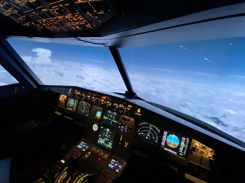 Airbus Flightsimulator | Flying Experience | adults&children - What companions do while one person flies