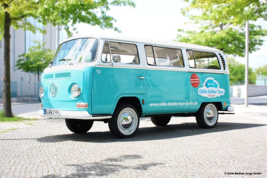 Berlin: 4-Hour Discovery Tour in VW Beetle - Who will enjoy this most