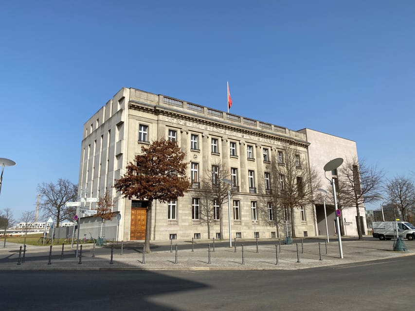 Berlin Battlefield Tour - Operation Berlin 1945 - Weidendammer Bridge and the German break-out