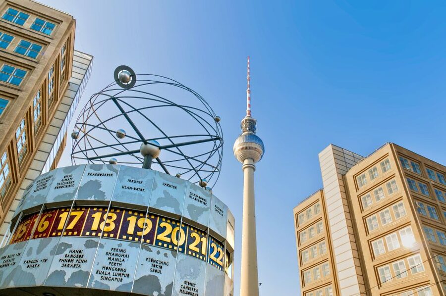 Berlin: City Center Walking Tour - Starting at Alexanderplatz beneath the Fernsehturm