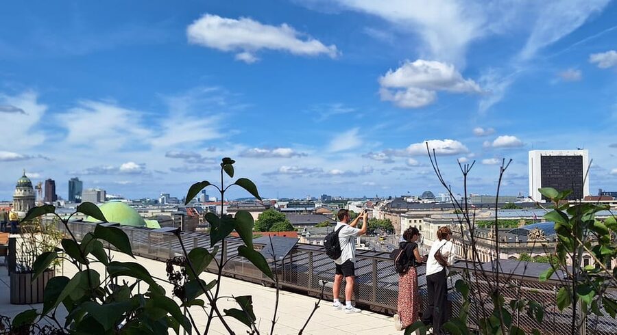 Berlin: City Highlights Express & Panorama Roof Terrace - Humboldt Forum and Berlin Palace