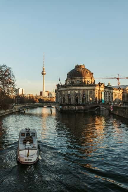 Berlin: City tour - Best of Berlin - Potsdamer Platz to the Reichstag