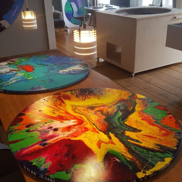 Berlin: Create Your Own Spin Painting at Jans Echternacht - One Large Canvas or Two Smaller Paintings