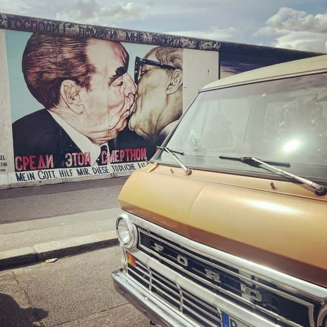 Berlin: DIY & Subculture Sightseeing in a 1972 Ford Van! - Starting at the East Side Gallery