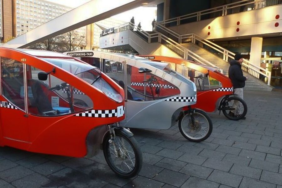 Berlin Express: Private 1-Hour E-Rickshaw Ride - Who will get the most from this ride?