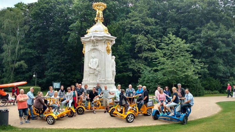 Berlin: Fun Private Guided Sightseeing Tours with Teambikes - Checkpoint Charlie and Friedrichstraße