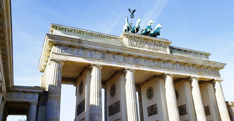 Berlin: Highlights of the City - a Private Bus Tour - Unter den Linden and the route to Brandenburg Gate