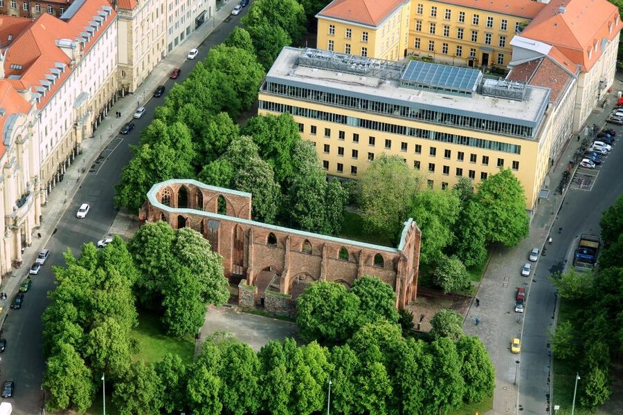 Berlin: Karl-Marx-Allee 2-Hour Tour - The Kosmos cinema and the public life of the boulevard