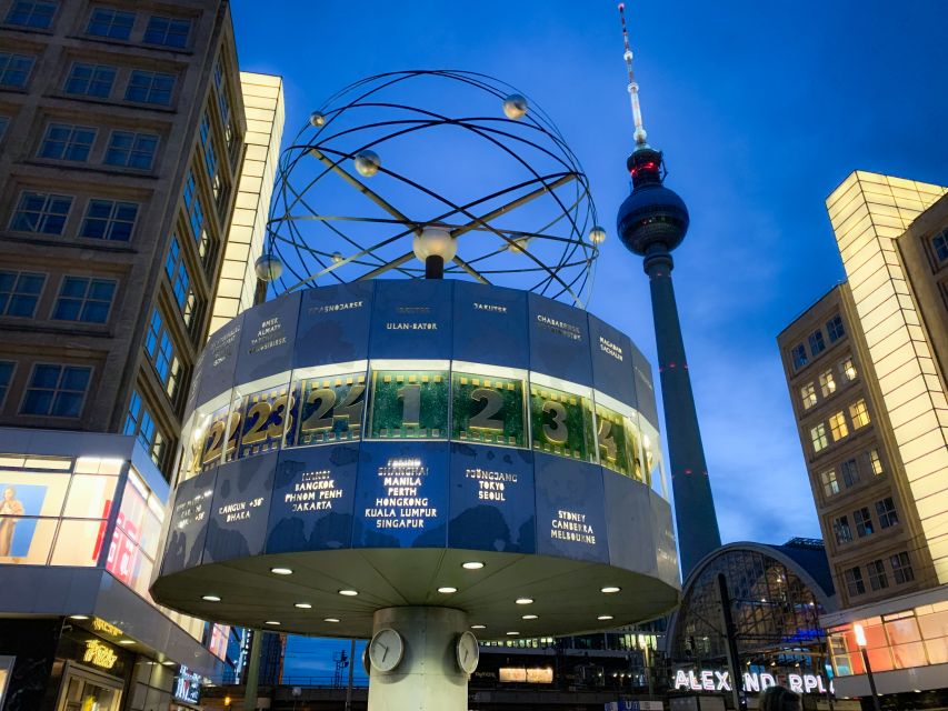 Berlin: Live-Guided Evening Sightseeing Tour by Open-top Bus - The open-top deck, weather, and sight lines