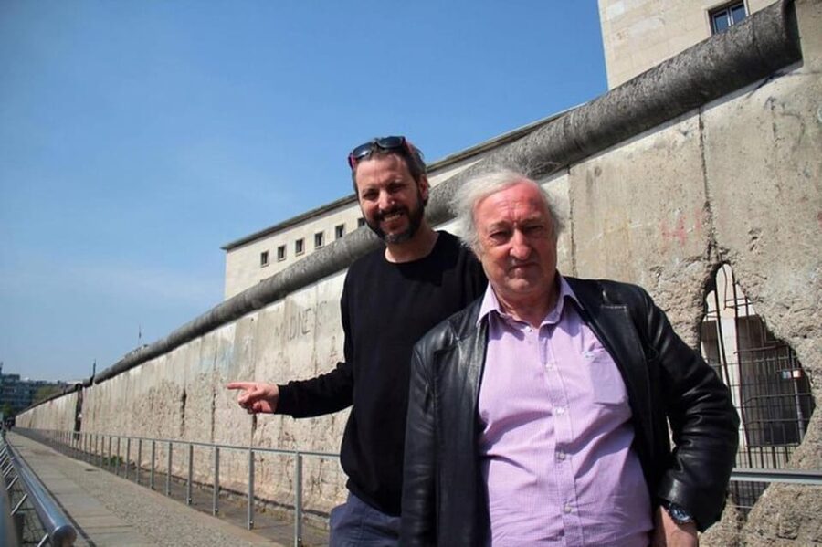 Berlin : Must-see attractions Walking Tour - What private and customizable really means