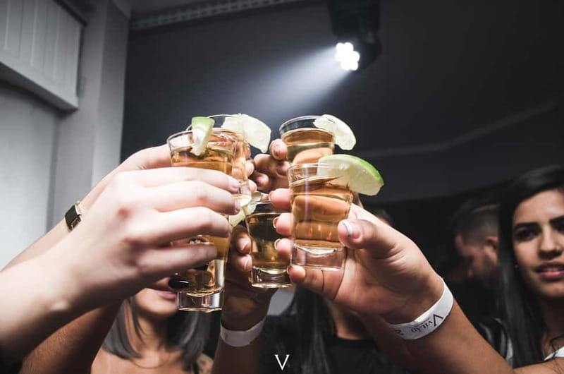 Berlin Night PubCrawl Shots and Party! - What the free shots really mean