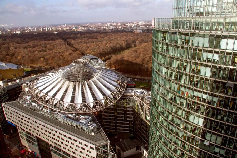 Berlin: Panoramapunkt Skip-the-Line Elevator Ticket - Potsdamer Platz, from open ground to Cold War no man’s land