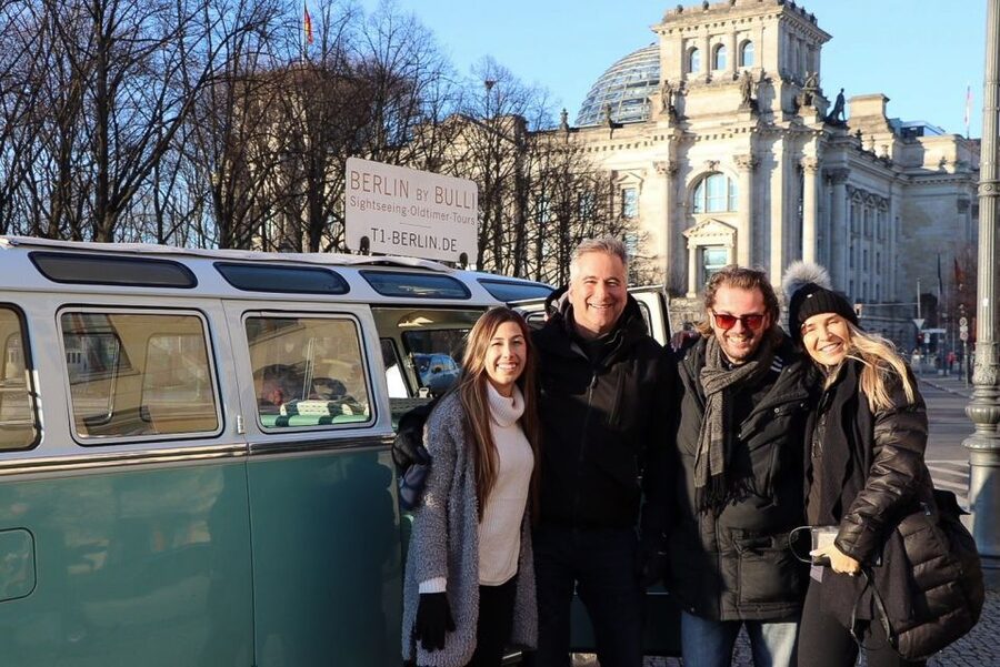 Berlin: Private Sightseeing Tour in Iconic Oldtimer VW Bus - Photo stops, side roads, and flexible storytelling