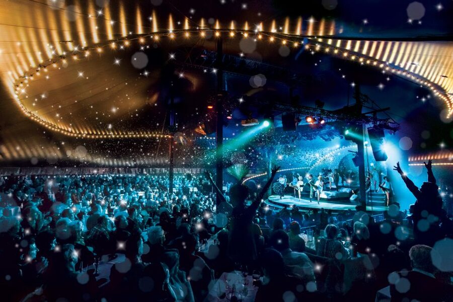 Berlin: Show at the Tipi am Kanzleramt - Arriving an hour early at the Tipi