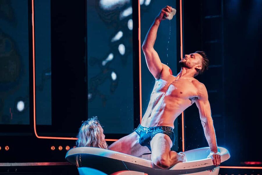 Berlin: SIXX PAXX Theater Show - Key points to know before you book