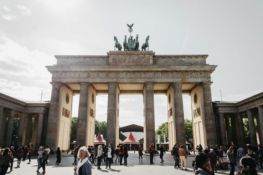 Berlin: Tour with Private Guide - Why a private walk works well in Berlin