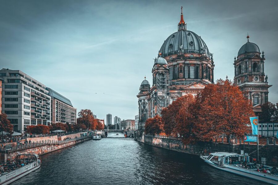 Berlin: Tour with Private Guide - What the private format adds