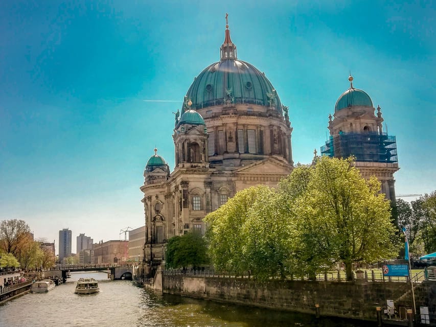 Berlin: Tour with Private Guide - Who should book this Berlin walk?