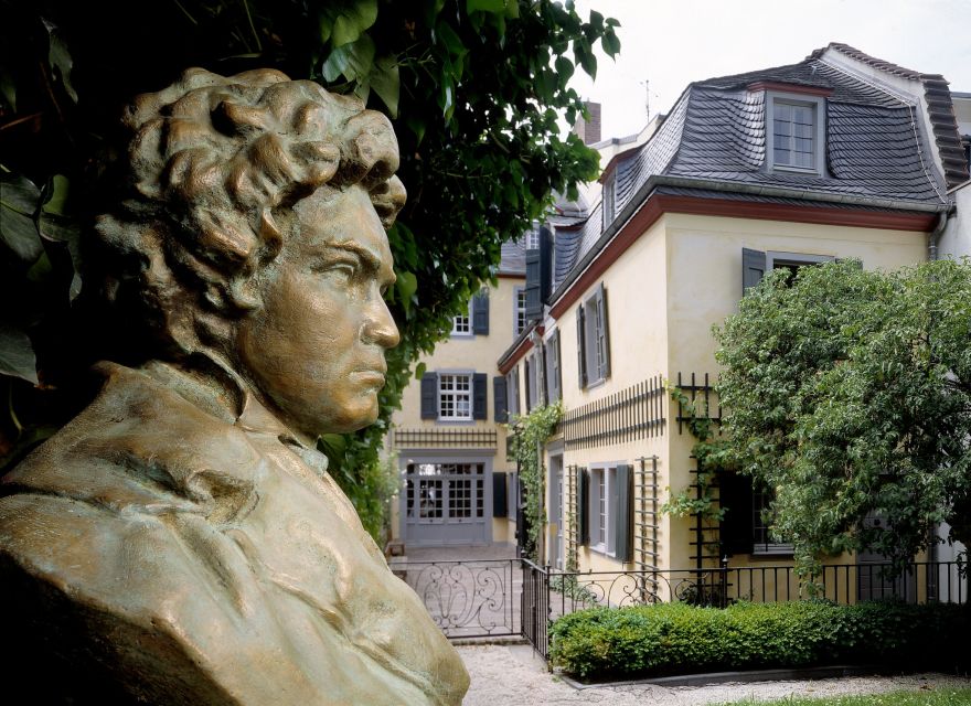 Bonn Regio WelcomeCard with Guidebook - How to build a sensible one-day plan