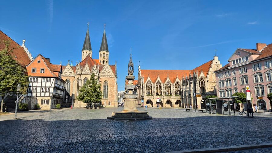 City tour Braunschweig: diverse and full of surprises. - Pace, Mobility, and Practical Limits