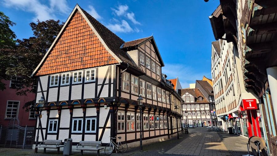 City tour Braunschweig: diverse and full of surprises. - Tom Ahlgrim and Tobi Volkmer as Guides
