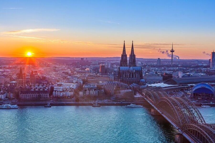 Cologne: Custom Private Walking Tour with a Local Guide - Starting with the Cologne Cathedral