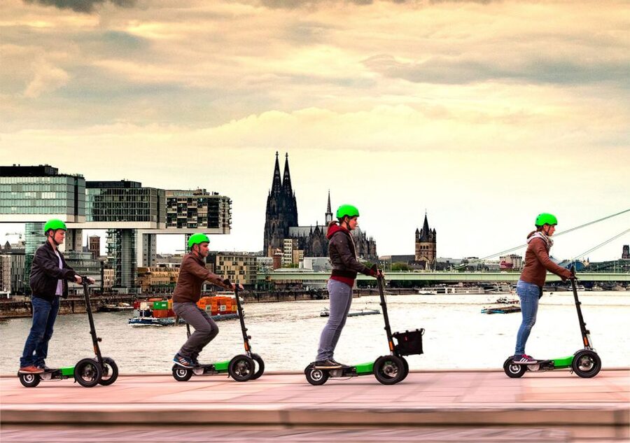 Cologne: Guided E-Scooter Tour - Gürzenich, Heumarkt, and the Alter Markt