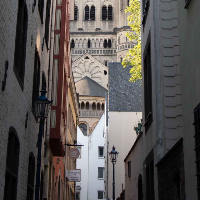 Cologne: Old Town Walking Tour inkl Brewery Visit - Roman Treasures Along the Way