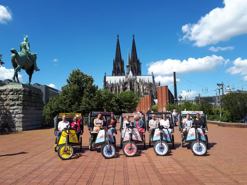 Cologne: Rickshaw Sightseeing Tour - Old Town and 2,000 years of Cologne