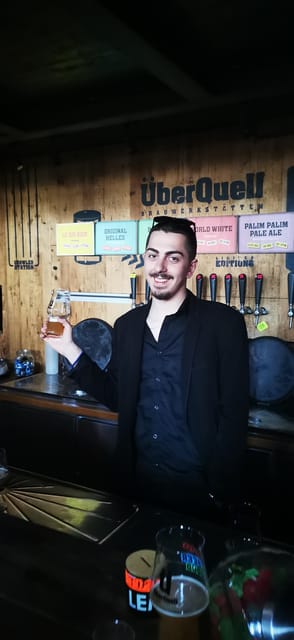 Craft beer tour/beer tour Hamburg - Tasting beer close to the storage tanks