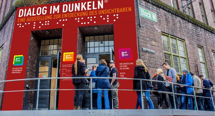 Dialog im Dunkeln (Dialogue in the Dark) - Is $28 a fair price?