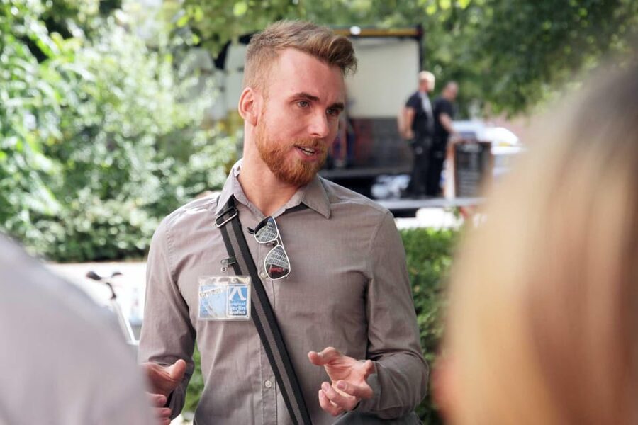 Discover Berlin Express Tour: 2hr Highlights - Hitler’s bunker site tells the end of the Nazi story