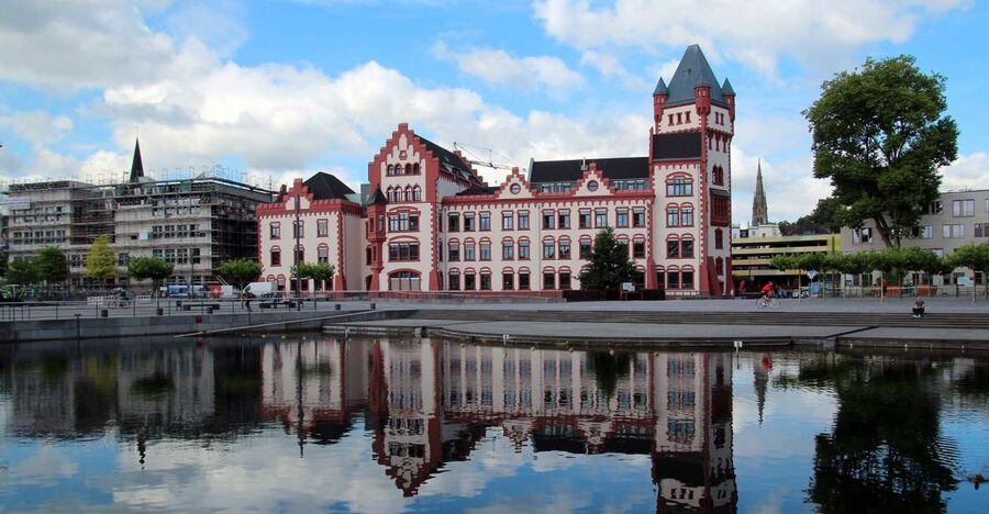 Dortmund: Guided Walking Tour with a Local - A quick way to get your bearings in Dortmund