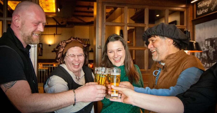 Dresden: Guided Tour with Beer Tasting - Starting below QF Passage at Dresden Information