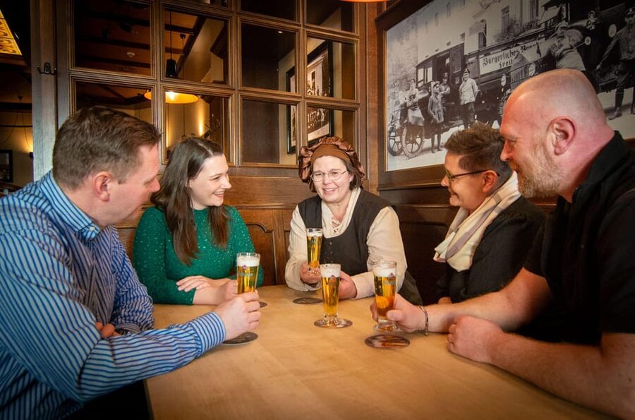 Dresden: Guided Tour with Beer Tasting - CAMONDAS Chocolate Museum and the unusual beer sample