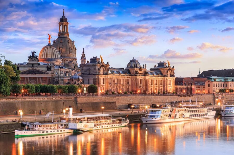 Dresden: Guided Tour with Beer Tasting - The guide makes the difference