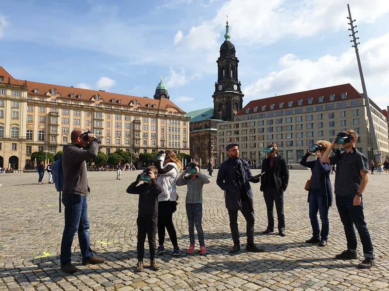 Dresden: Walking Tour with Virtual Reality elements - Neumarkt: Rebuilding a symbolic center