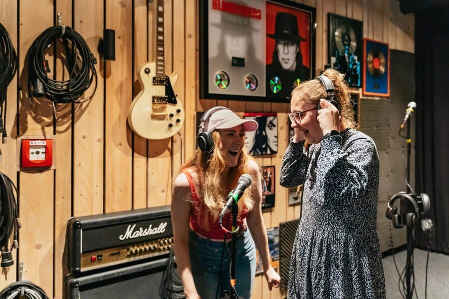 Express-Tour Panik City Udo Lindenberg Multimedia Experience - Practical timing and comfort tips