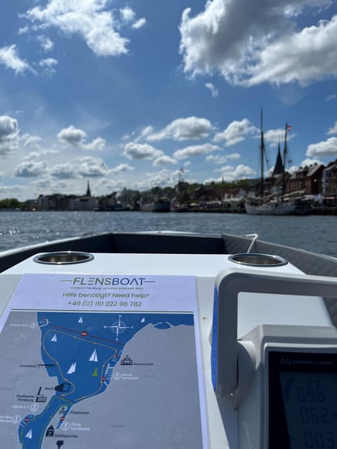 Flensburg: E-Boat rent - What the boat feels like for a private group