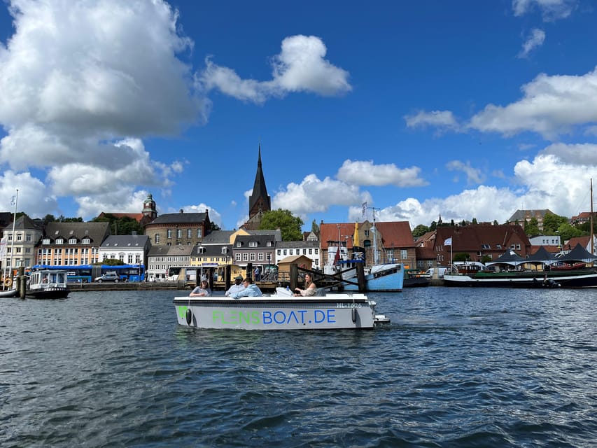 Flensburg: E-Boat rent - Who will enjoy this rental most