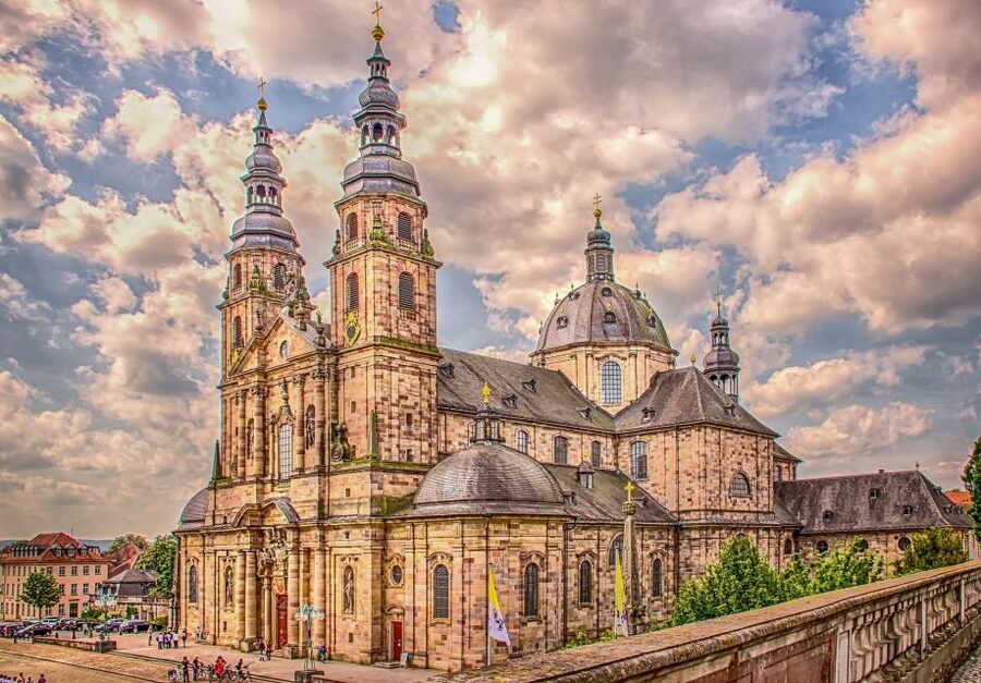 Fulda: Private Guided Walking Tour - Fulda’s baroque center in a compact 90 minutes