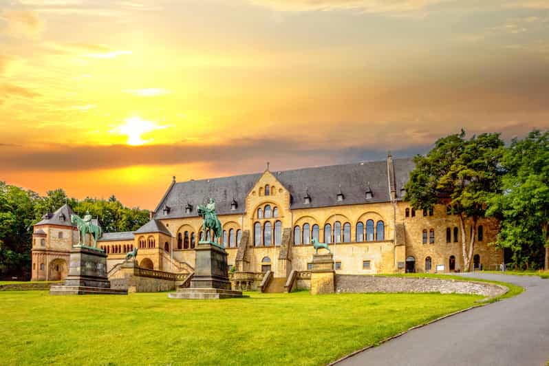 Goslar: Führung durch die Kaiserpfalz - Is $16 a fair price?