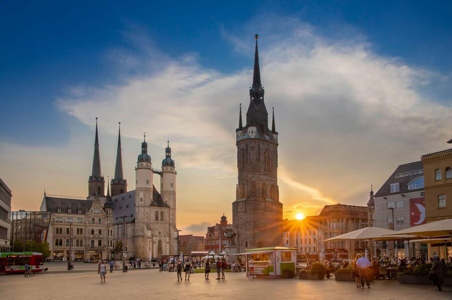 Halle (Saale) : Die Altstadt-Tour - Halle’s Old Town in a Short, Focused Walk