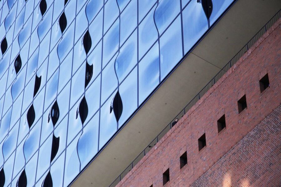 Hamburg: 2.5-Hour Discovery Tour - Rathaus: Hamburg’s civic front door