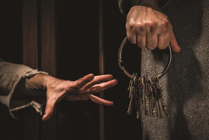 Hamburg Dungeon Admission Ticket - Hamburg’s dark past, staged for laughs and scares