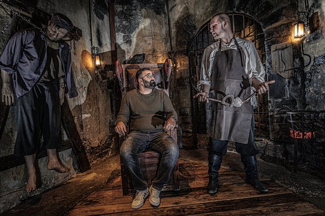 Hamburg Dungeon Admission Ticket - Language can make or break the experience
