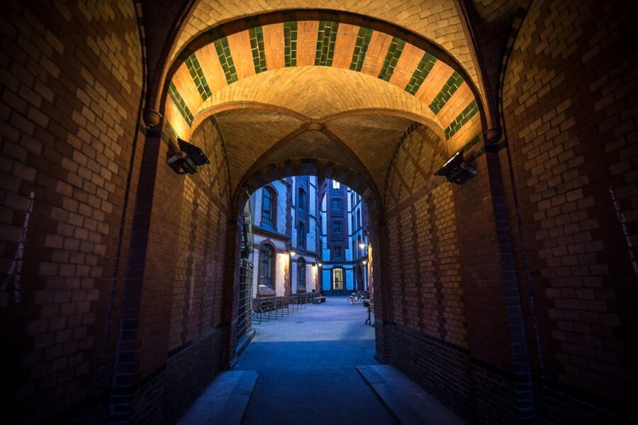 Hamburg: Eerie Speicherstadt Tour - What the stories cover