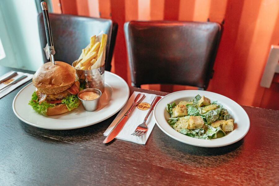Hamburg: Hard Rock Cafe Skip-the-Line Meal - Price, cancellation, and access